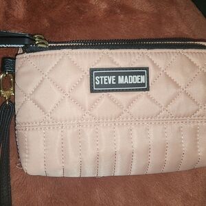 Steve madden wristlet purse